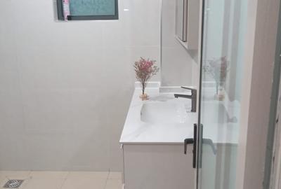 2 Bed Apartment with En Suite at Raphta Road - 4