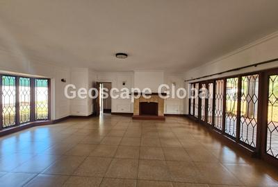 5 Bed House with En Suite in Gigiri - 3