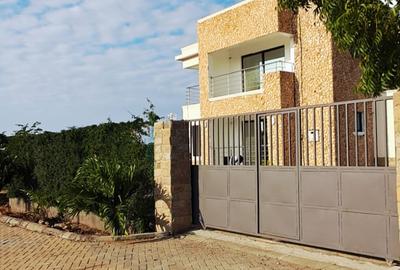 4 Bed House in Vipingo - 2