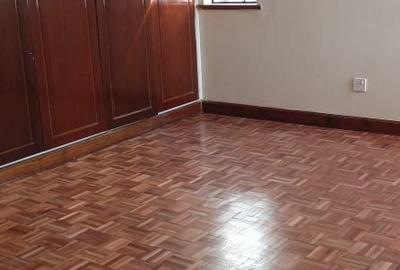 4 Bed Townhouse with En Suite in Kilimani