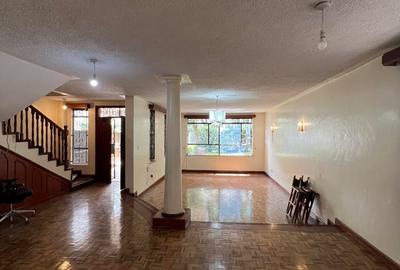 4 Bed Townhouse with En Suite at Valley Arcade - 3