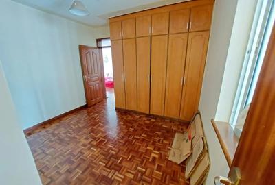 3 Bed Apartment with En Suite in Lavington
