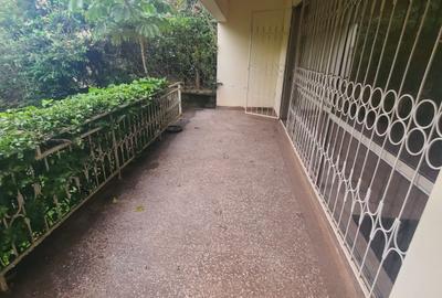 4 Bed Townhouse with En Suite in Spring Valley