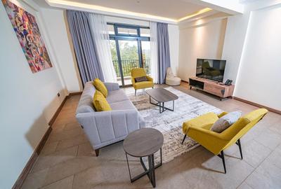Serviced 2 Bed Apartment with En Suite in Westlands Area