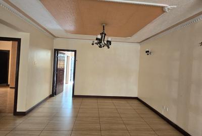 5 Bed Townhouse with En Suite at Gitanga Road