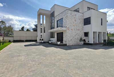 5 Bed House with En Suite in Karen - 4