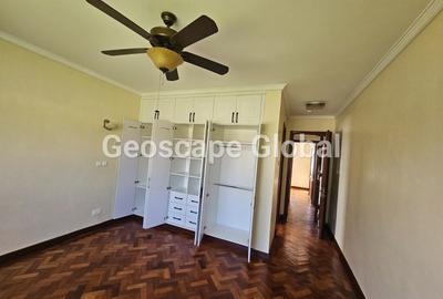 2 Bed House with En Suite in Runda