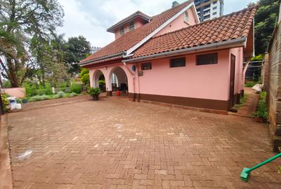 Commercial Property with Parking in Kileleshwa - 2