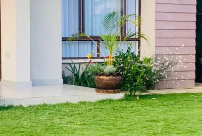 4 Bed Townhouse with En Suite at Runda - 2