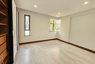 2 Bed Apartment with En Suite at Rhapta Rd - 4