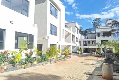 5 Bed Townhouse with En Suite at Lavington Green