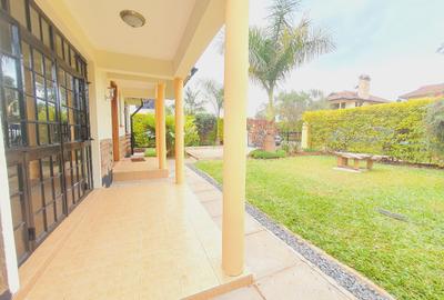 4 Bed Townhouse with En Suite at Loresho - 3