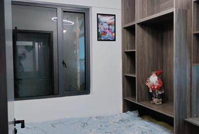 Studio Apartment with Swimming Pool at Wanyee Rd - 4