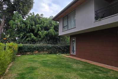 5 Bed Townhouse with En Suite in Lavington - 4