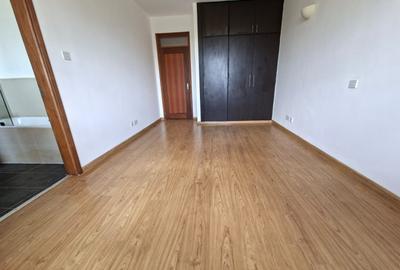 4 Bed House with En Suite in Runda - 4