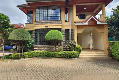 5 Bed Townhouse with En Suite at Kaputei Gardens