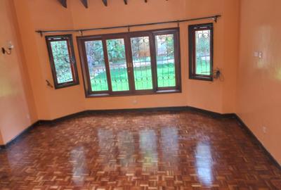 4 Bed Townhouse with En Suite in Lavington - 3