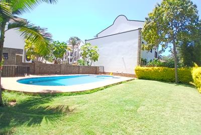 5 Bed Townhouse with En Suite at Gravelia Groove - 2