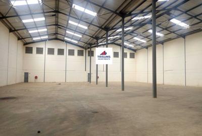 Warehouse with Fibre Internet in Industrial Area