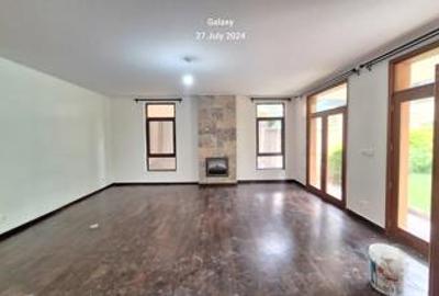 5 Bed Townhouse with En Suite at Lavington Green - 2