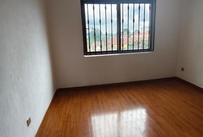 3 Bed Apartment with Swimming Pool in Kileleshwa - 4