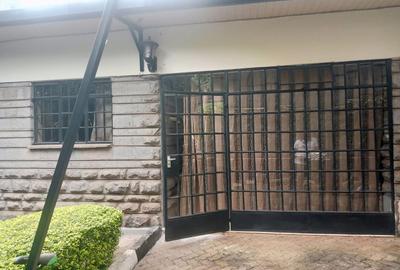 2 Bed House with En Suite in Runda