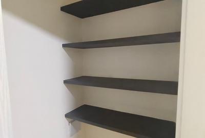 2 Bed Apartment with En Suite in Lavington