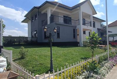 4 Bed House with En Suite in Runda