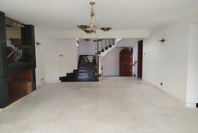 6 Bed House with En Suite in Gigiri - 2