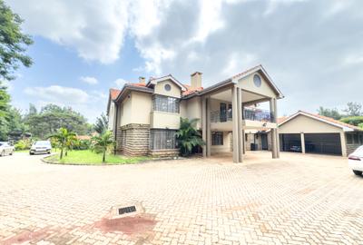 5 Bed Townhouse with En Suite in Runda