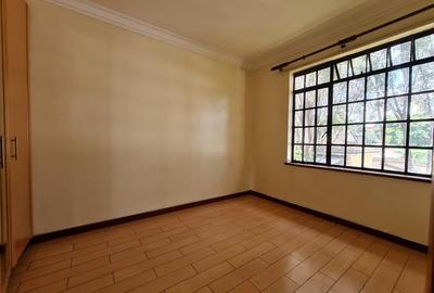3 Bed House in Lavington