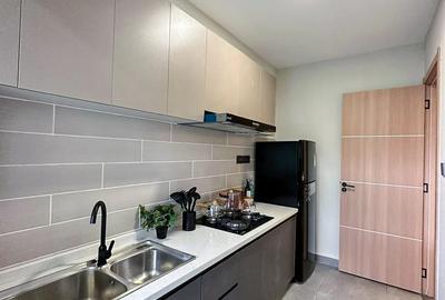 2 Bed Apartment with En Suite in Lavington - 2