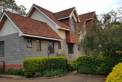 4 Bed Townhouse with En Suite at Chalbi Drive