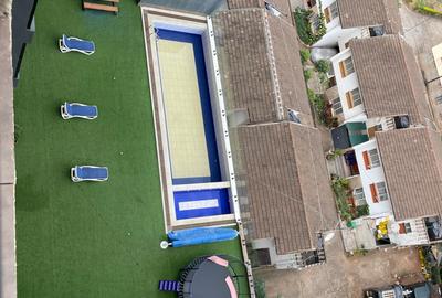 Serviced 2 Bed Apartment with En Suite in Westlands Area