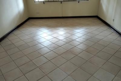 5 Bed Townhouse with En Suite in Lavington - 4