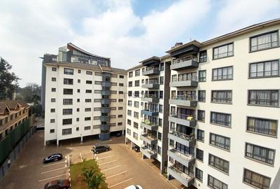 2 Bed Apartment with En Suite in Westlands Area