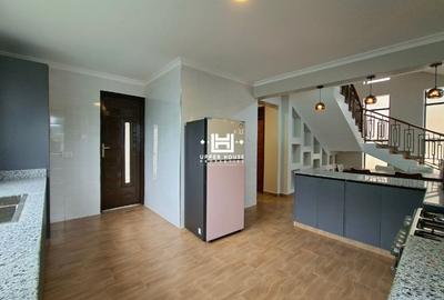 4 Bed Villa with En Suite in Nanyuki - 4