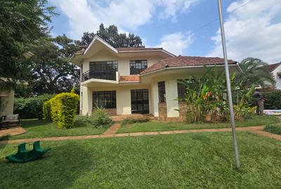 4 Bed House with En Suite in Spring Valley