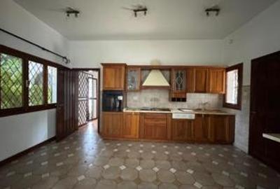 4 Bed House with En Suite at Thigiri