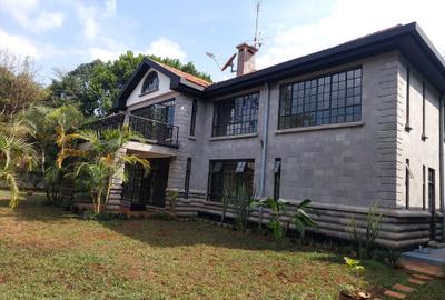 5 Bed House with En Suite at Runda Road