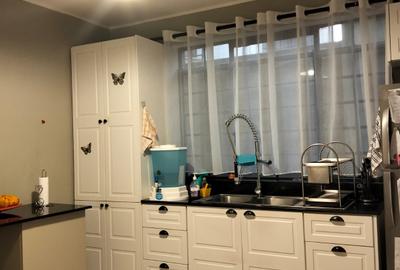 2 Bed Apartment with En Suite at Lavington