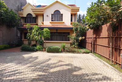 4 Bed House with En Suite at Panafrican Road