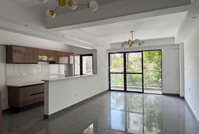 2 Bed Apartment with En Suite in Riverside