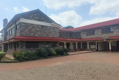 5 Bed House with En Suite at Nyari - 4