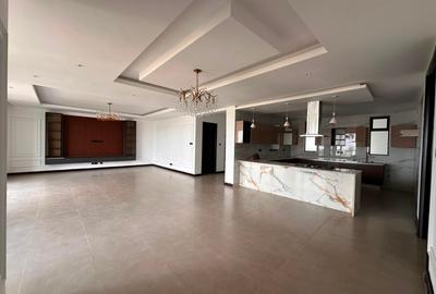 3 Bed Apartment with En Suite at Riverside Drive - 4