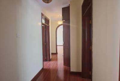 3 Bed Apartment with En Suite in Westlands Area - 2