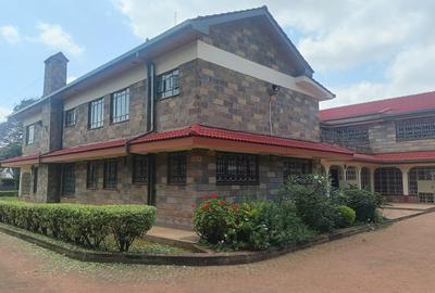 5 Bed House with En Suite at Nyari - 3