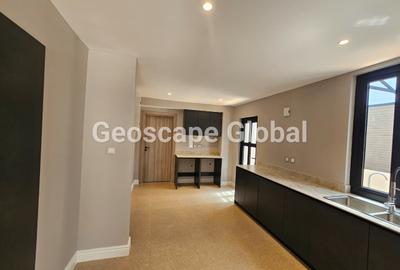 4 Bed House with En Suite in Runda - 4