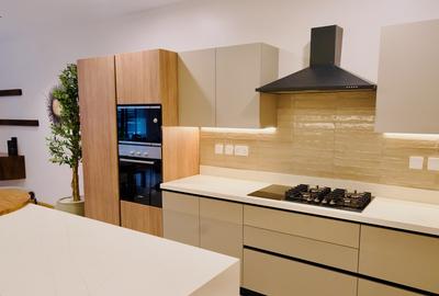 2 Bed Apartment with En Suite at 2026-301 - 4