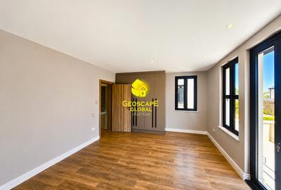 4 Bed Townhouse with En Suite in Runda - 3